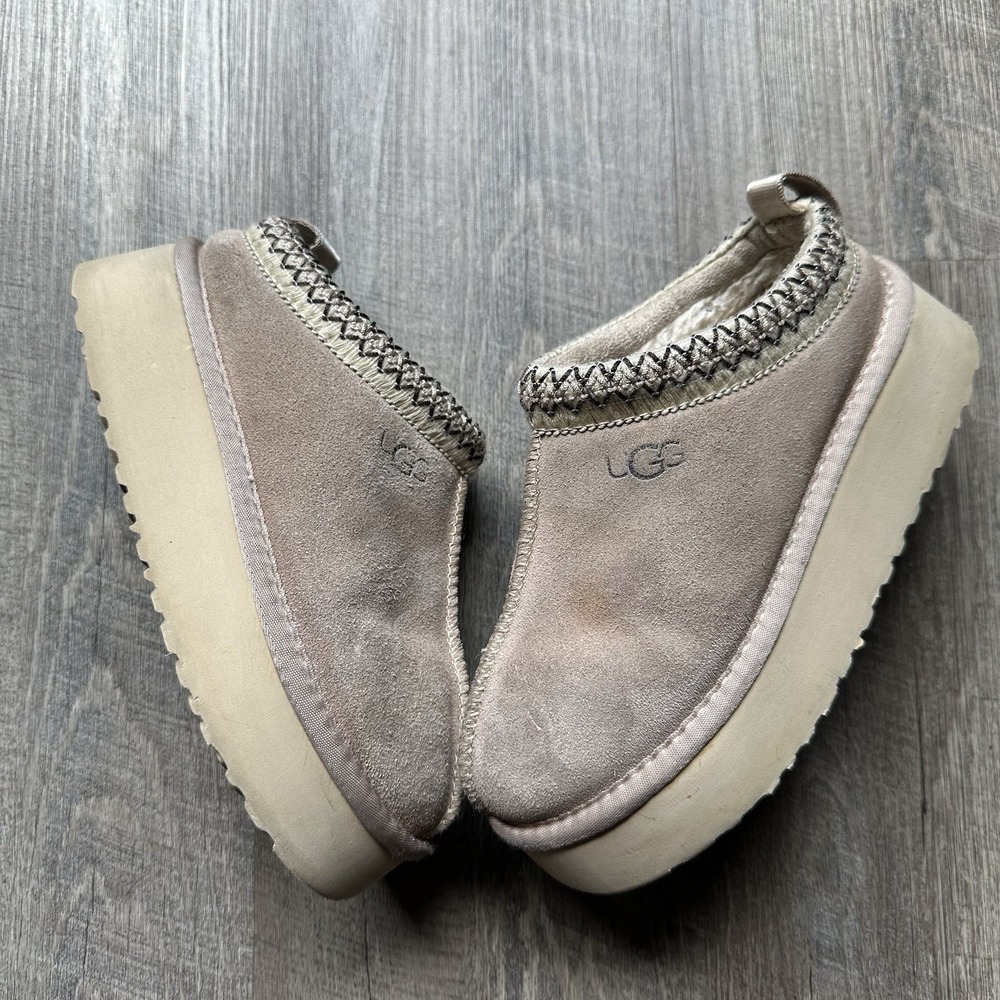 UGG Tazz II Women's Size 4 Platform Slippers Sand Beige Tan Preppy